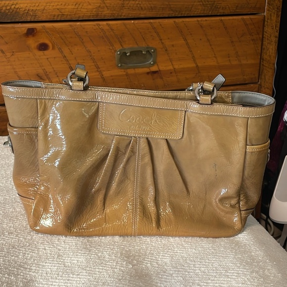 Coach bag - Picture 1 of 6